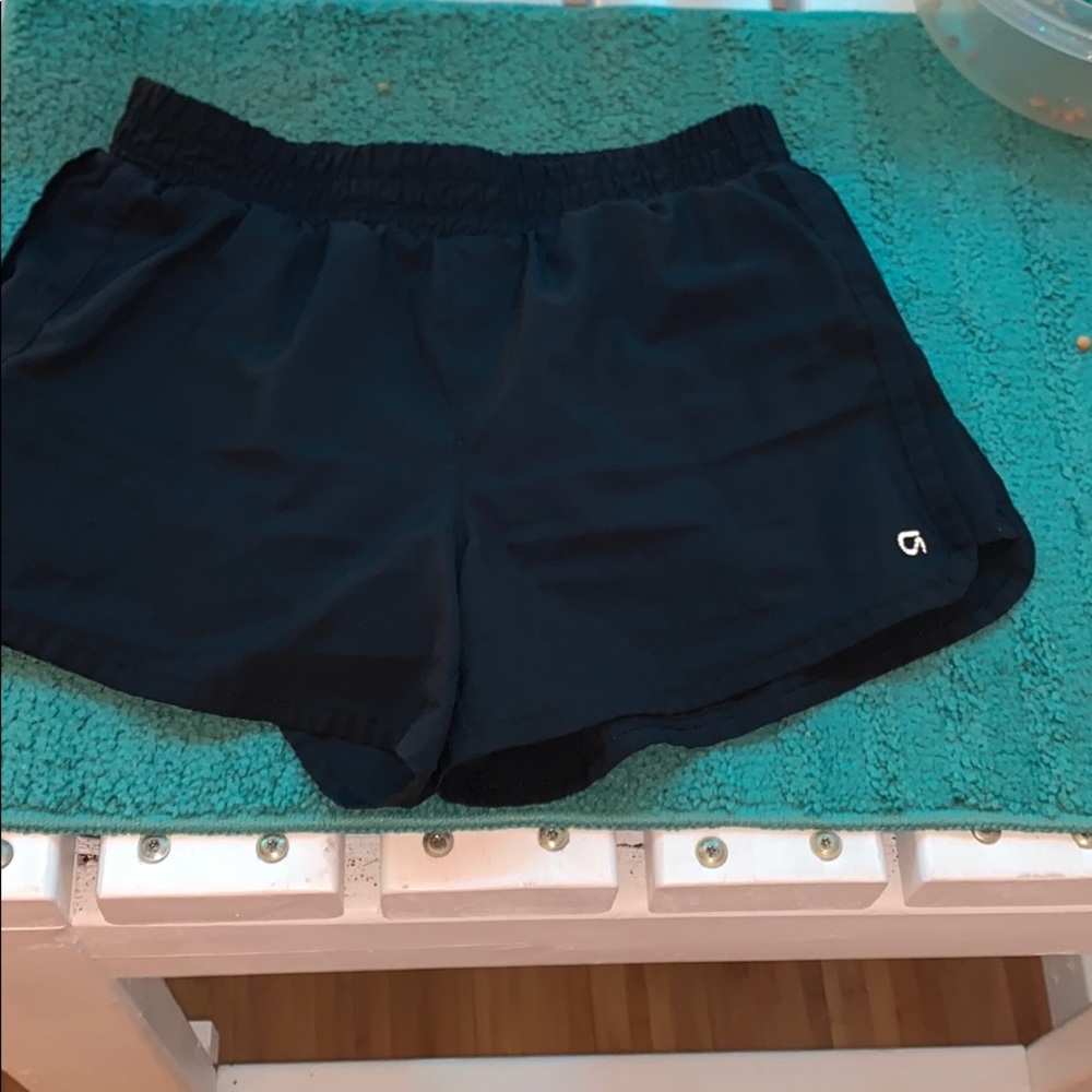 Black gap shorts